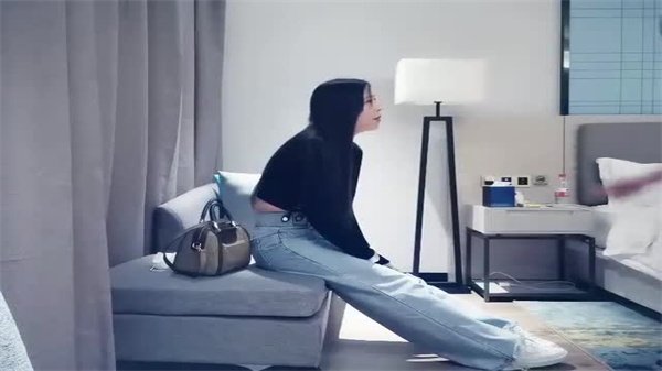 探花私约极品长发巨乳妹，狂操骚穴内射到高潮求饶