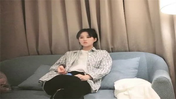 无套爆操00后巨乳女神！沈先生狂干听话小姐姐内射高潮