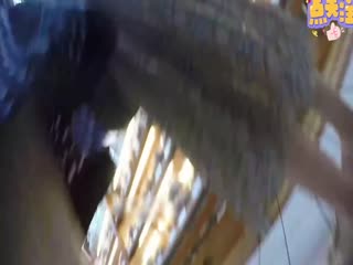 [偷拍] 超市尾随狂拍裙底 极品美腿嫩穴全曝光