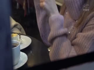 IPX-114 パパ活！ スケベな変态中年おじさんと密会性交を交わす美少女の実态 おじさん（パパ）が撮影したハメ撮り・盗撮映像をAV発売！