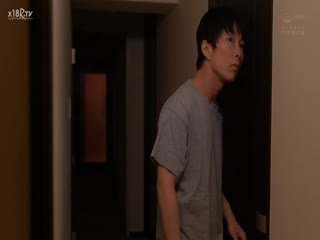 [中文字幕]PRED-493 上司の奥さんの腰ぐねギュイン骑乗位とささやき淫语で诱惑されて何度も精子搾られたボク（部下） 天川そら